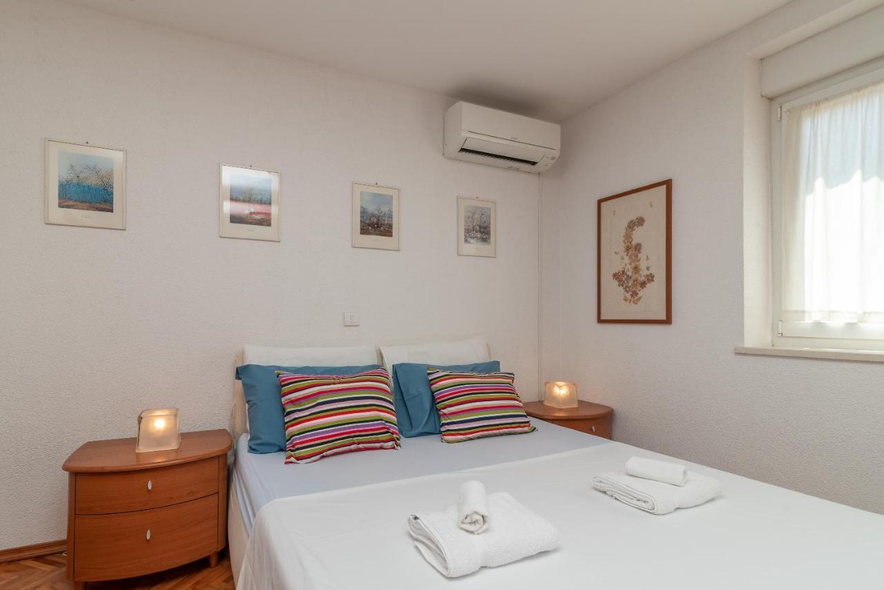 Apartment Bruno Trogir Exterior foto